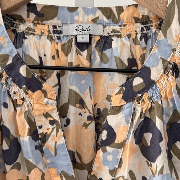 RAILS Alena floral flutter sleeve button down top small - Picture 3 of 7